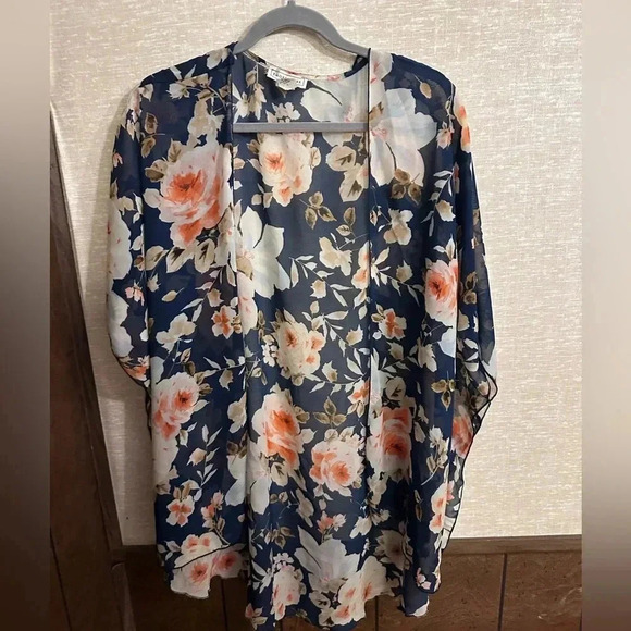 Emory Park Blue Floral‎ Kimono Cover Up Feminine Size Large - Picture 1 of 9